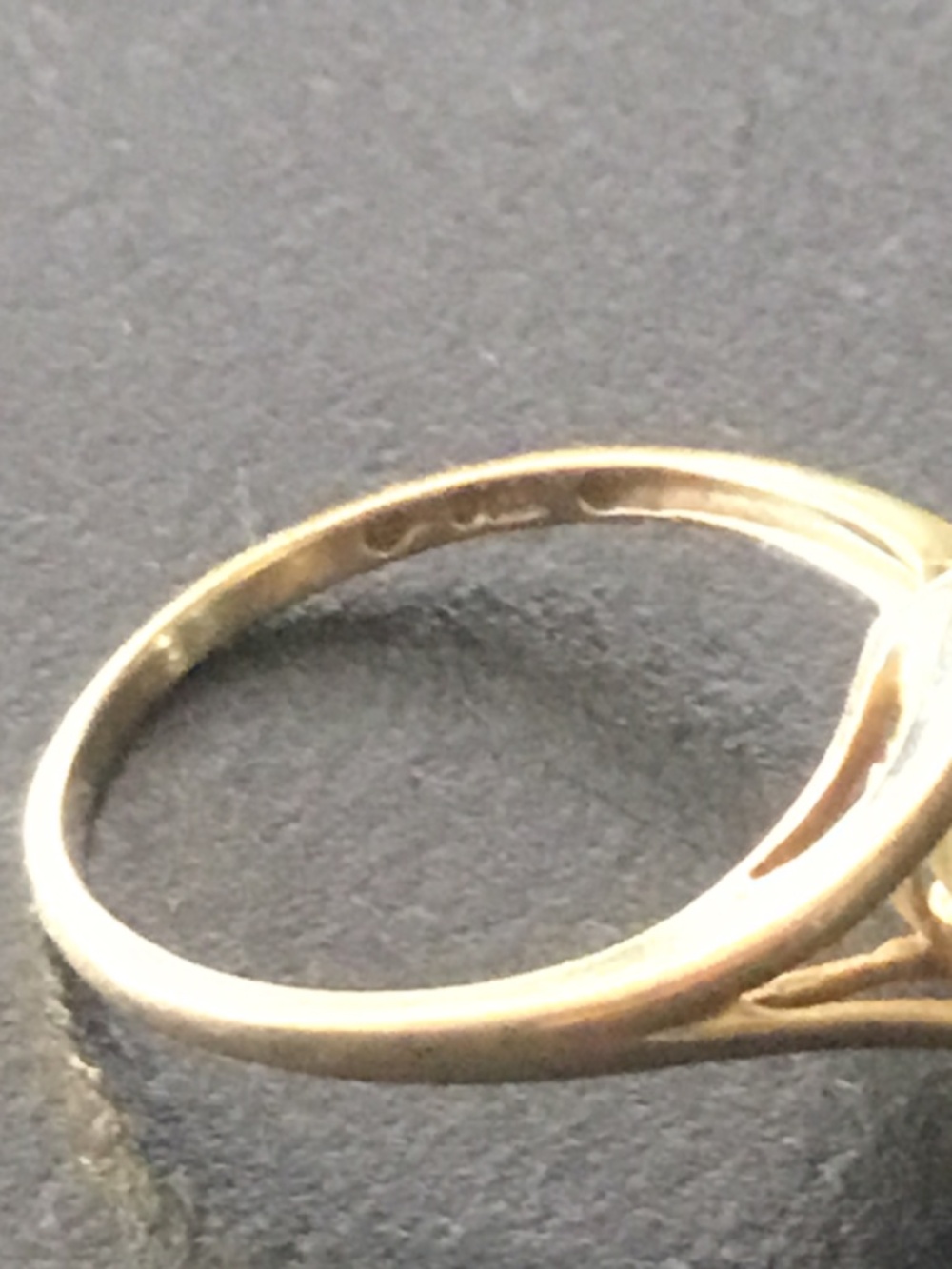 C&L 10k gold==Citrine gemstone ==8 1/2 sz==2.07 grams - Picture 7 of 12